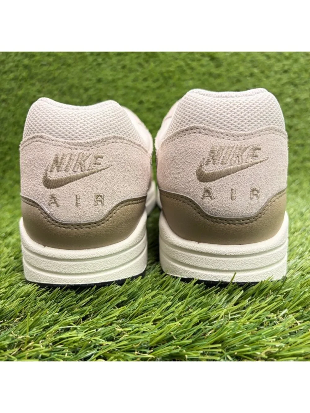 Nike Air Max 1 Essential Phantom Khaki Mens Size 11.5 Athletic Shoes Sneakers
